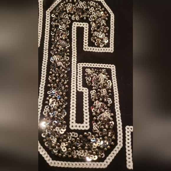 PINK VICTORIA'S SECRET BUNDLE BLACK, PINK, WINE, GREY,SILVER SIZE SM Bundle 4 pc - Picture 16 of 16